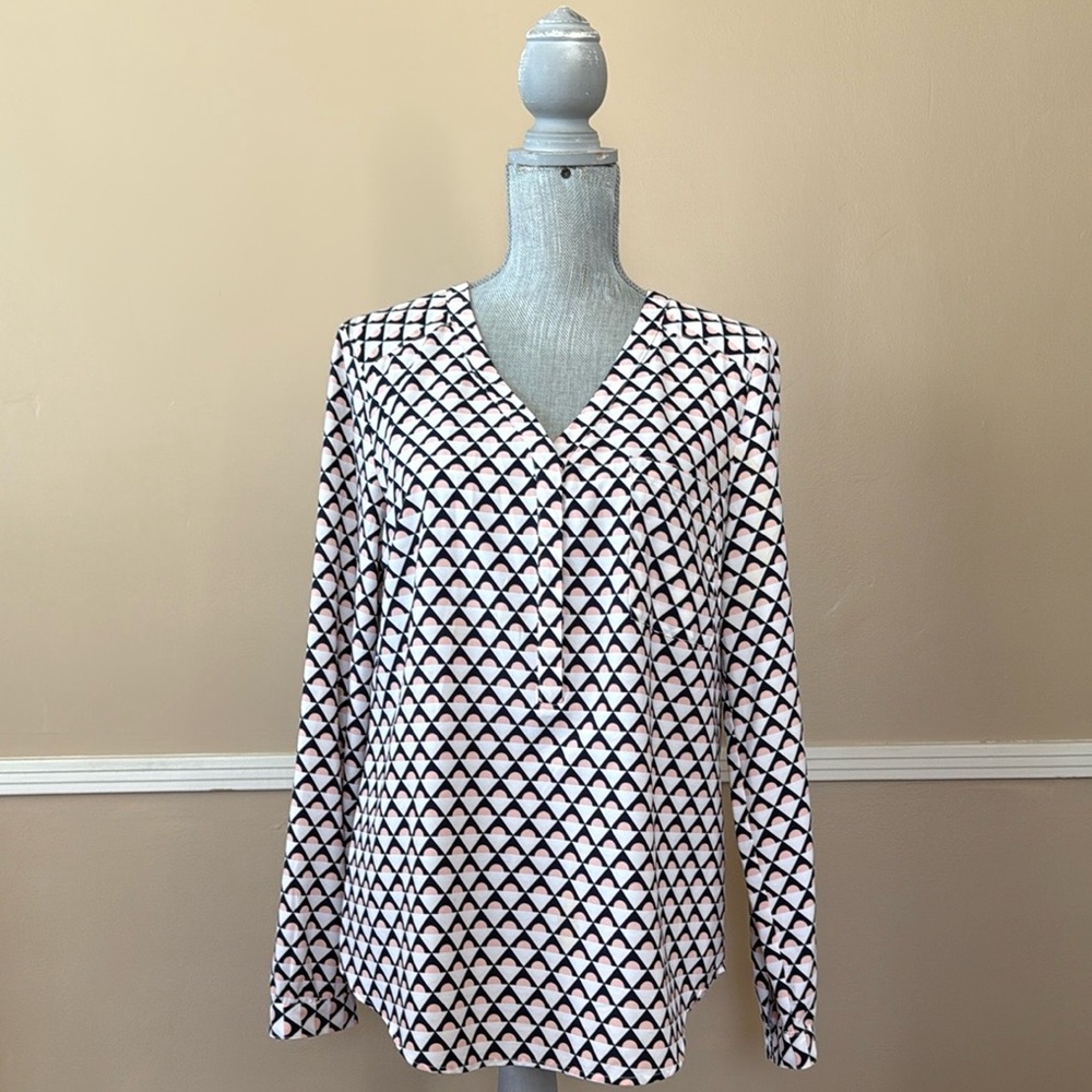 MERONA GEOMETRIC PATTERNED LIGHTWEIGHT LONG SLEEVE TOP SIZE MEDIUM 🌟LIKE NEW🌟